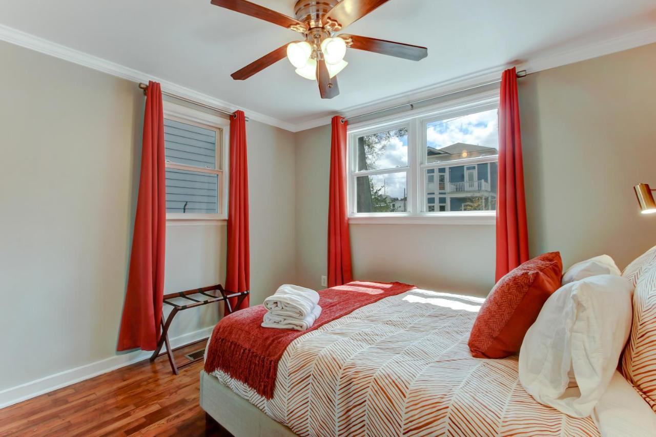 Vibrant, Colorful Building With Backyard Firepit And Games Apartamento Savannah